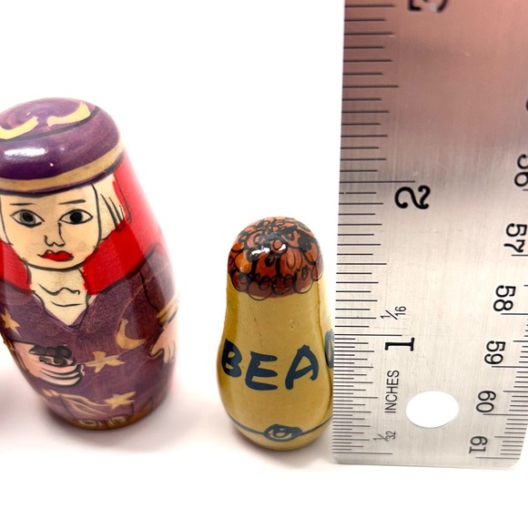 Villagers Nesting Dolls & Pot Of Beans 5 pcs - Picture 14 of 16